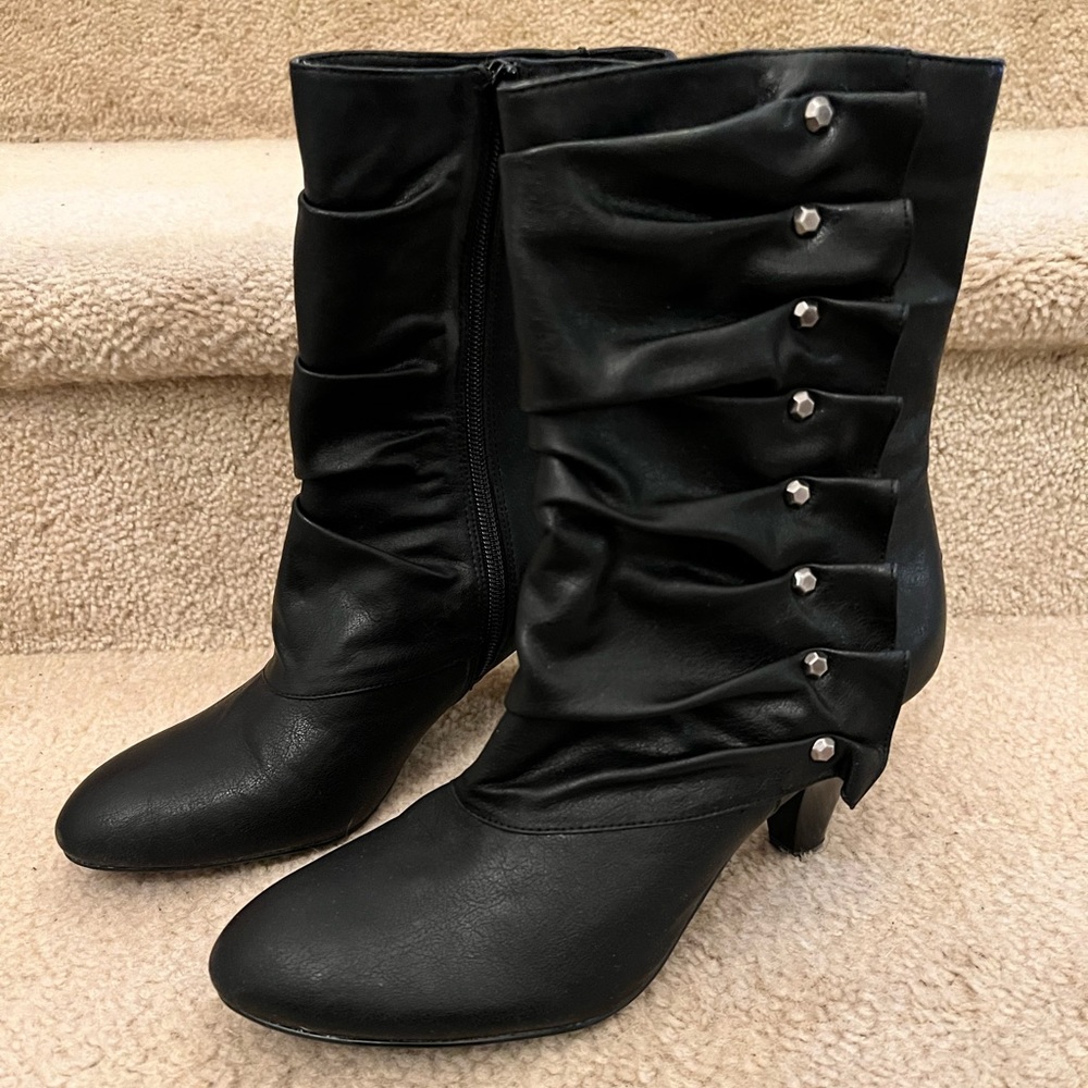 Black Boots